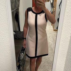 Betsey Johnson sz 8 pink dress